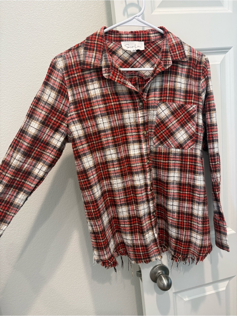 Women’s distressed shirt